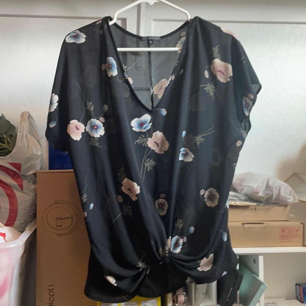 Black floral top